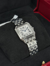 Carica l'immagine nel visualizzatore di Gallery, Cartier Panthère medium WSPN0015 year 2026 full set LIKE NEW
