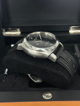 Carica l'immagine nel visualizzatore di Gallery, Panerai Luminor Marina 1950 3 Days GMT PAM00320 year 2017 full set
