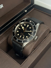 Carica l'immagine nel visualizzatore di Gallery, Tudor Black Bay Heritage 79220N year 2016 full set
