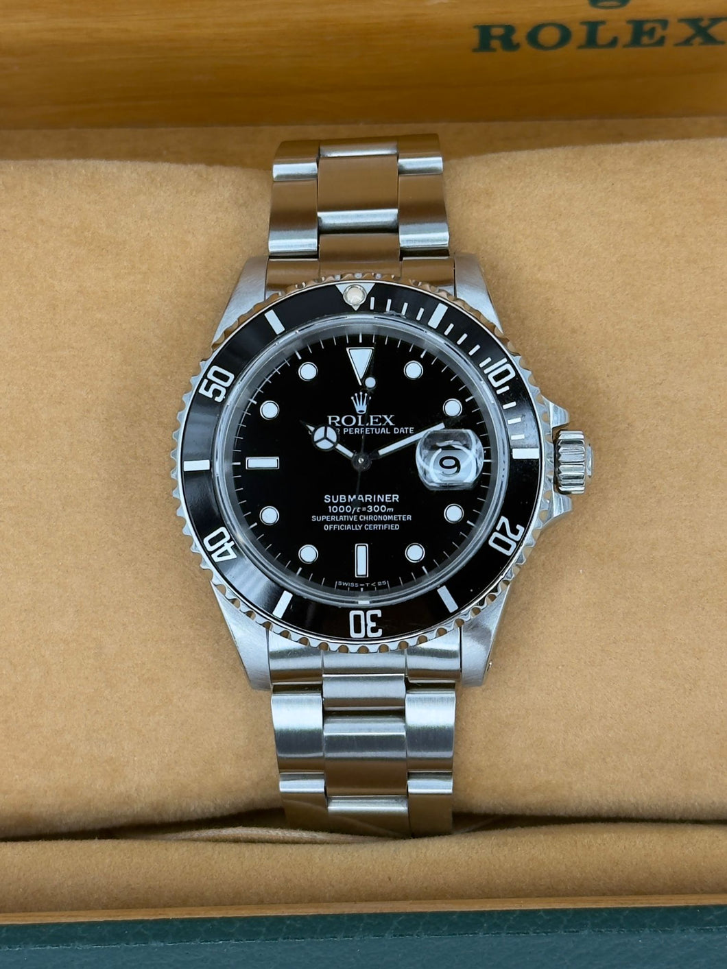 Rolex Submariner Date 16610 year 1990 full set