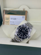 Carica l'immagine nel visualizzatore di Gallery, Rolex Submariner No Date 14060M year 2012 full set
