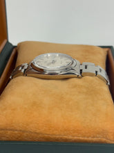 Carica l'immagine nel visualizzatore di Gallery, Rolex Oyster Precision silver Linen dial ref. 6426 year 1971
