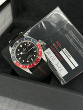 Carica l&#39;immagine nel visualizzatore di Gallery, Tudor Black Bay GMT ref. 79830RB year 2021 full set
