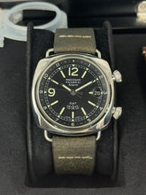 Carica l'immagine nel visualizzatore di Gallery, Panerai Radiomir GMT Alarm PAM00098 year 2004 full set
