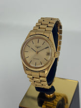Carica l&#39;immagine nel visualizzatore di Gallery, Longines automatico con datario in oro giallo 18 KT 33mm
