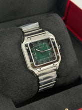 Carica l&#39;immagine nel visualizzatore di Gallery, Cartier Santos medium WSSA0061 year 2025 full set NEW

