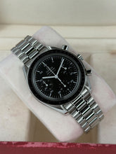 Carica l'immagine nel visualizzatore di Gallery, Omega Speedmaster Reduced 35105000 year 2008 full set
