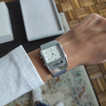 Carica l'immagine nel visualizzatore di Gallery, Orologio CASIO AQ-800E-7AEF
