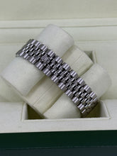 Carica l'immagine nel visualizzatore di Gallery, Rolex Datejust 31mm ref. 178274 year 2011 full set
