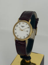 Carica l&#39;immagine nel visualizzatore di Gallery, Longines classico in oro giallo 18 KT 34mm
