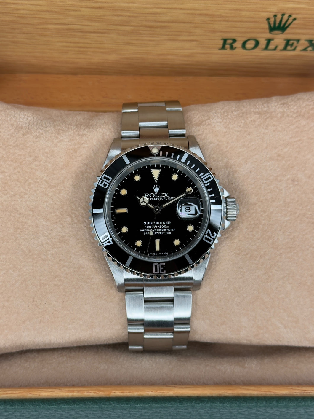 Rolex Submariner Date 16610 year 1993 full set