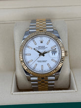 Carica l&#39;immagine nel visualizzatore di Gallery, Rolex Datejust 41mm ref. 126333 year 2022 full set
