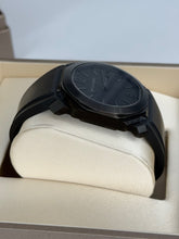 Carica l&#39;immagine nel visualizzatore di Gallery, Bulgari Octo Ultranero ref. 102737 BGO41BBSVD/N year 2022 full set

