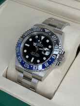 Carica l&#39;immagine nel visualizzatore di Gallery, Rolex GMT-Master II Batman 126710BLNR year 2025 full set LIKE NEW
