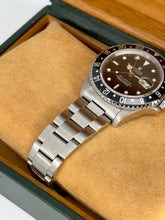 Carica l&#39;immagine nel visualizzatore di Gallery, Rolex GMT-Master 16700 year 1998 full set
