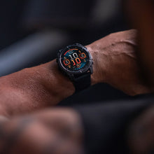 Carica l&#39;immagine nel visualizzatore di Gallery, Smartwatch Garmin Fenix 8 AMOLED - 51 mm 010-02905-21
