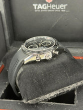 Carica l'immagine nel visualizzatore di Gallery, Tag Heuer Carrera Calibre 16 Manuel Fangio CV2010-4 year 2010 full set
