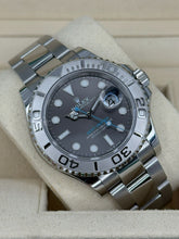 Carica l'immagine nel visualizzatore di Gallery, Rolex Yacht Master Rhodium dial 126622 year 2021 full set
