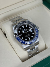 Carica l&#39;immagine nel visualizzatore di Gallery, Rolex GMT-Master II Batman 126710BLNR year 2025 full set LIKE NEW
