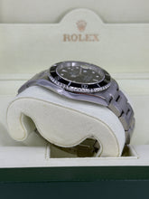 Carica l&#39;immagine nel visualizzatore di Gallery, Rolex Submariner Date 16610 year 2007 full set
