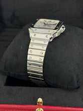 Carica l&#39;immagine nel visualizzatore di Gallery, Cartier Santos Medium WSSA0029 year 2022 full set
