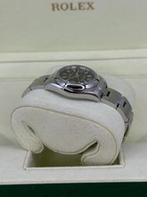 Carica l'immagine nel visualizzatore di Gallery, Rolex Oyster Perpetual 26mm ref. 176200 year 2012 full set
