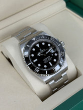 Carica l&#39;immagine nel visualizzatore di Gallery, Rolex Submariner Date 126610LN year 2025 full set LIKE NEW
