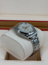 Carica l&#39;immagine nel visualizzatore di Gallery, Omega Seamaster Aqua Terra diamond dial 220.10.34.20.55.001 year 2022 full set
