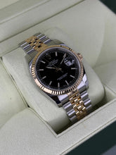 Carica l'immagine nel visualizzatore di Gallery, Rolex Datejust 36mm roulette 116233 year 2009 full set
