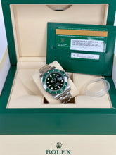 Carica l&#39;immagine nel visualizzatore di Gallery, Rolex Submariner Date Hulk 116610LV year 2020 full set NEW

