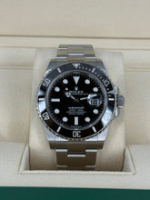 Carica l'immagine nel visualizzatore di Gallery, Rolex Submariner Date 126610LN year 2023 full set
