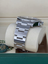 Carica l'immagine nel visualizzatore di Gallery, Rolex Submariner Date 126610LN year 2026 full set LIKE NEW
