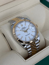 Carica l&#39;immagine nel visualizzatore di Gallery, Rolex Datejust 41mm ref. 126333 year 2022 full set
