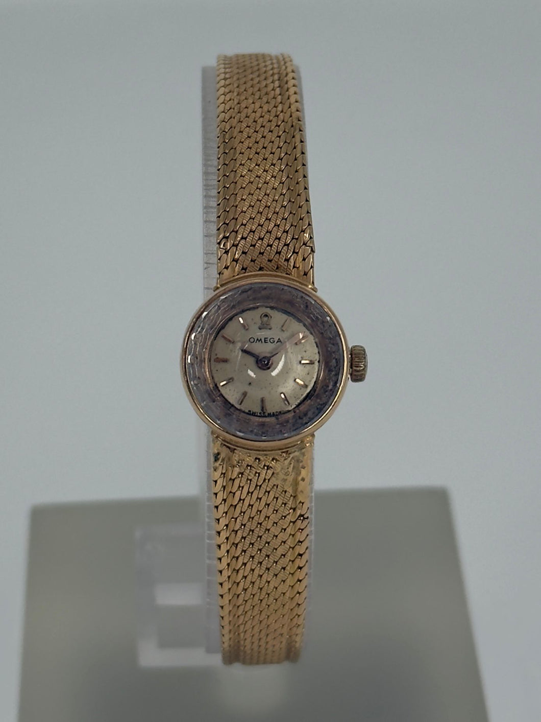 Omega Ladymatic in oro giallo 18 KT 15,5 mm