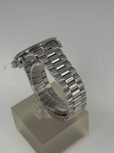 Carica l'immagine nel visualizzatore di Gallery, Omega Speedmaster Date reverse panda dial ref. 3511.05.00
