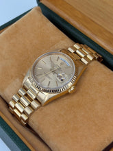 Carica l&#39;immagine nel visualizzatore di Gallery, Rolex Day-Date “president” 36mm ref. 18238 year 1992
