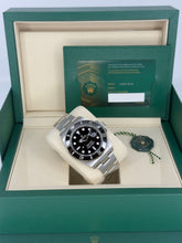 Carica l'immagine nel visualizzatore di Gallery, Rolex Submariner Date 126610LN year 2026 full set LIKE NEW
