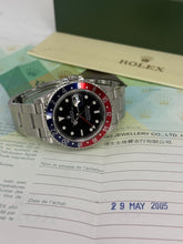 Carica l'immagine nel visualizzatore di Gallery, Rolex GMT-Master II pepsi ref. 16710 year 2005 full set
