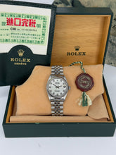 Carica l'immagine nel visualizzatore di Gallery, Rolex Datejust 31mm ref. 68274 year 1994 full set
