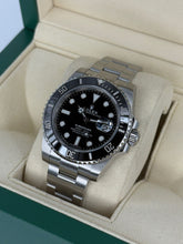 Carica l&#39;immagine nel visualizzatore di Gallery, Rolex Submariner Date 116610LN year 2020 full set
