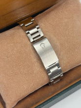 Carica l'immagine nel visualizzatore di Gallery, Rolex Datejust 36mm ref. 16220 year 2005 full set
