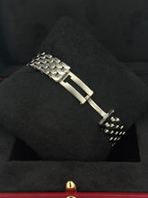 Carica l'immagine nel visualizzatore di Gallery, Cartier Panthère small WSPN0013 year 2026 full set LIKE NEW
