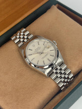 Carica l'immagine nel visualizzatore di Gallery, Rolex Datejust 36mm ref. 16200 year 1991 full set
