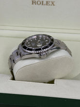 Carica l&#39;immagine nel visualizzatore di Gallery, Rolex Submariner Date 16610 year 2007 full set
