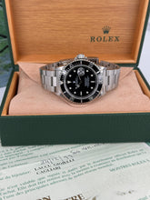 Carica l&#39;immagine nel visualizzatore di Gallery, Rolex Submariner Date 16610 year 1999 full set
