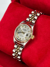 Carica l&#39;immagine nel visualizzatore di Gallery, Rolex Datejust lady 26 ref 79173 year 2004 full set
