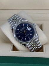 Carica l&#39;immagine nel visualizzatore di Gallery, Rolex Datejust 36mm Blu ref. 126200 year 2021 full set
