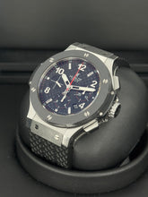 Carica l'immagine nel visualizzatore di Gallery, Hublot Big Bang Carbon fiber dial ref. 301.SB.131.RX full set
