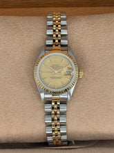 Carica l'immagine nel visualizzatore di Gallery, Rolex Lady-Datejust 26mm ref. 69173 year 1995

