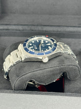 Carica l&#39;immagine nel visualizzatore di Gallery, Tudor Black Bay Fifty-Eight 39mm 79030B year 2022 full set like new
